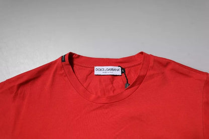 Dolce &amp; Gabbana – Rotes T-Shirt aus Baumwolle mit Rundhalsausschnitt und DG-Logo-Aufnäher