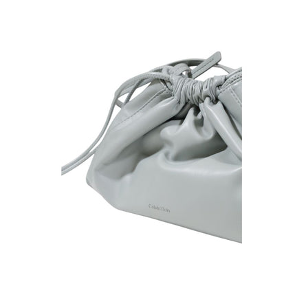 Calvin Klein Jeans – Graue Handtasche aus recyceltem Polyester
