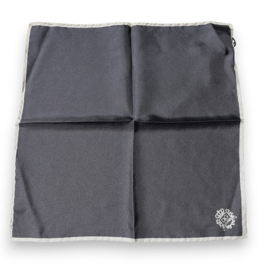 Dolce &amp; Gabbana – Quadratischer Taschentuchschal mit grauem Kronenlogo