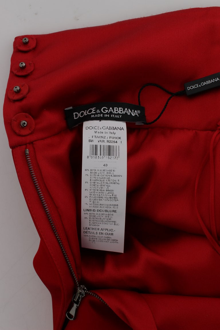 Dolce &amp; Gabbana Rote Seidenshorts mit Kristallrosen 