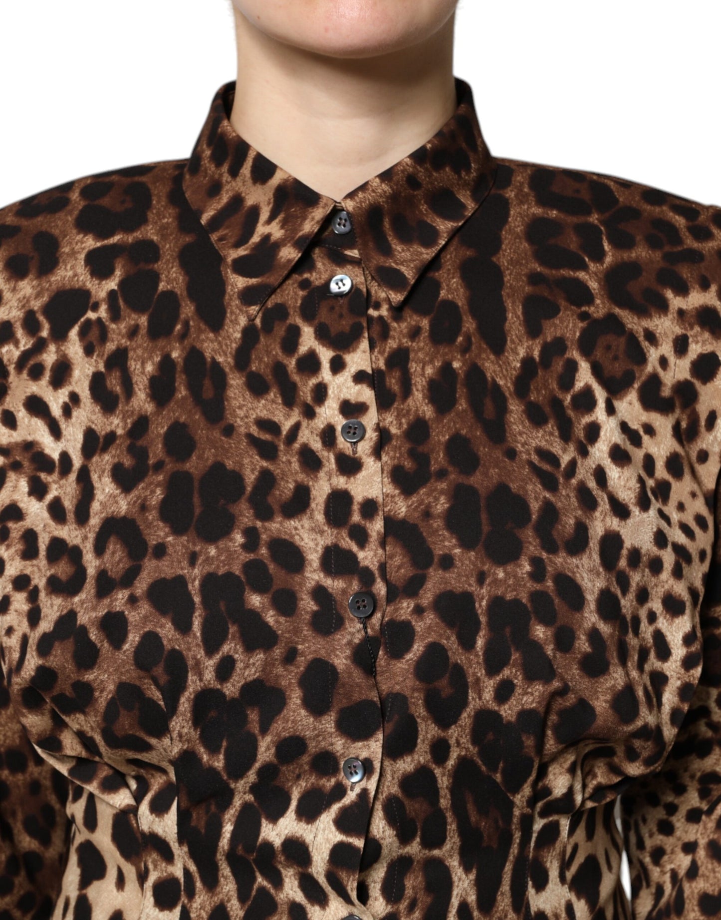 Dolce &amp; Gabbana Braune Seidenmanteljacke mit Leopardenmuster und Knöpfen
