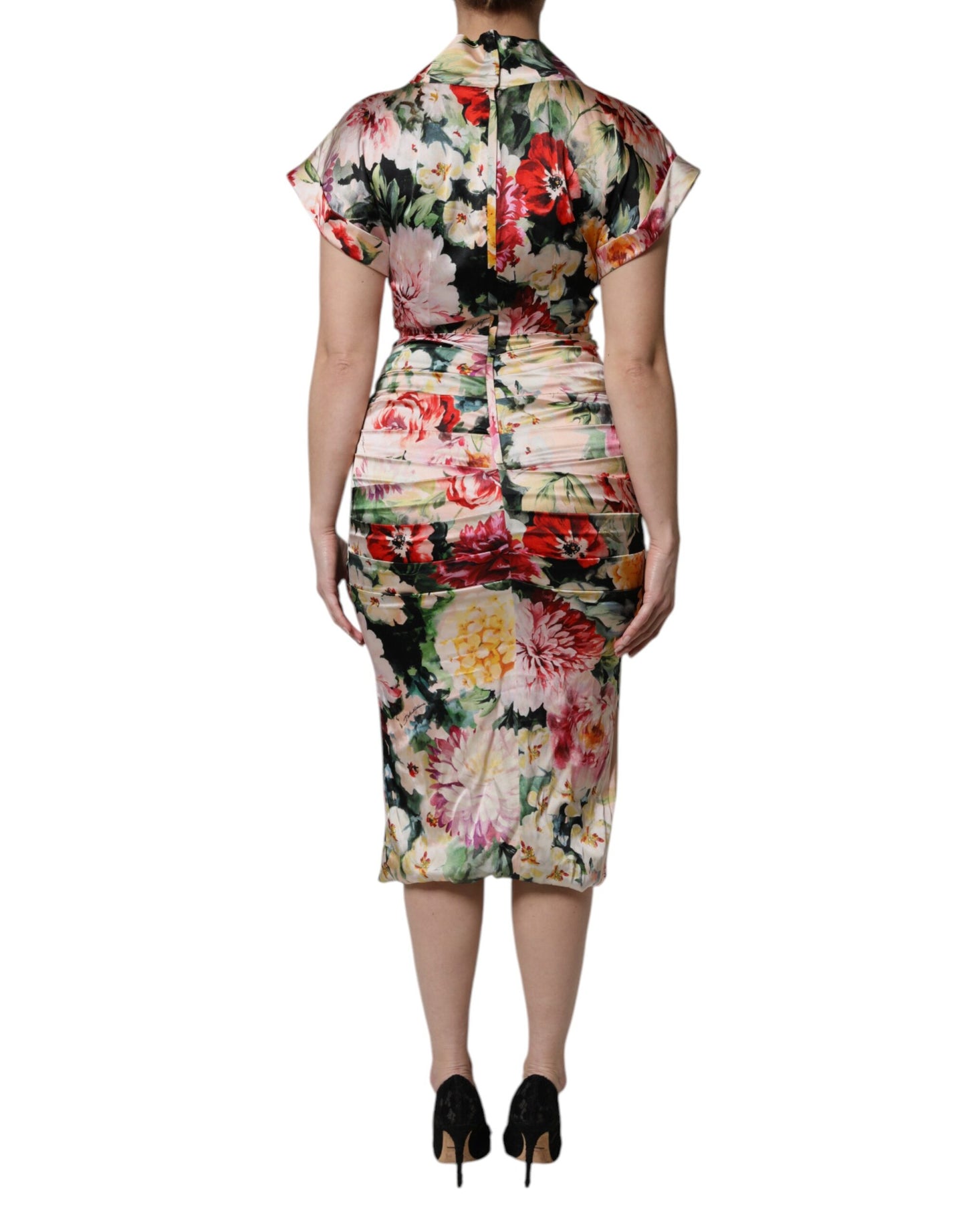 Dolce &amp; Gabbana – Mehrfarbiges, geblümtes Etui-Midikleid mit kurzen Ärmeln