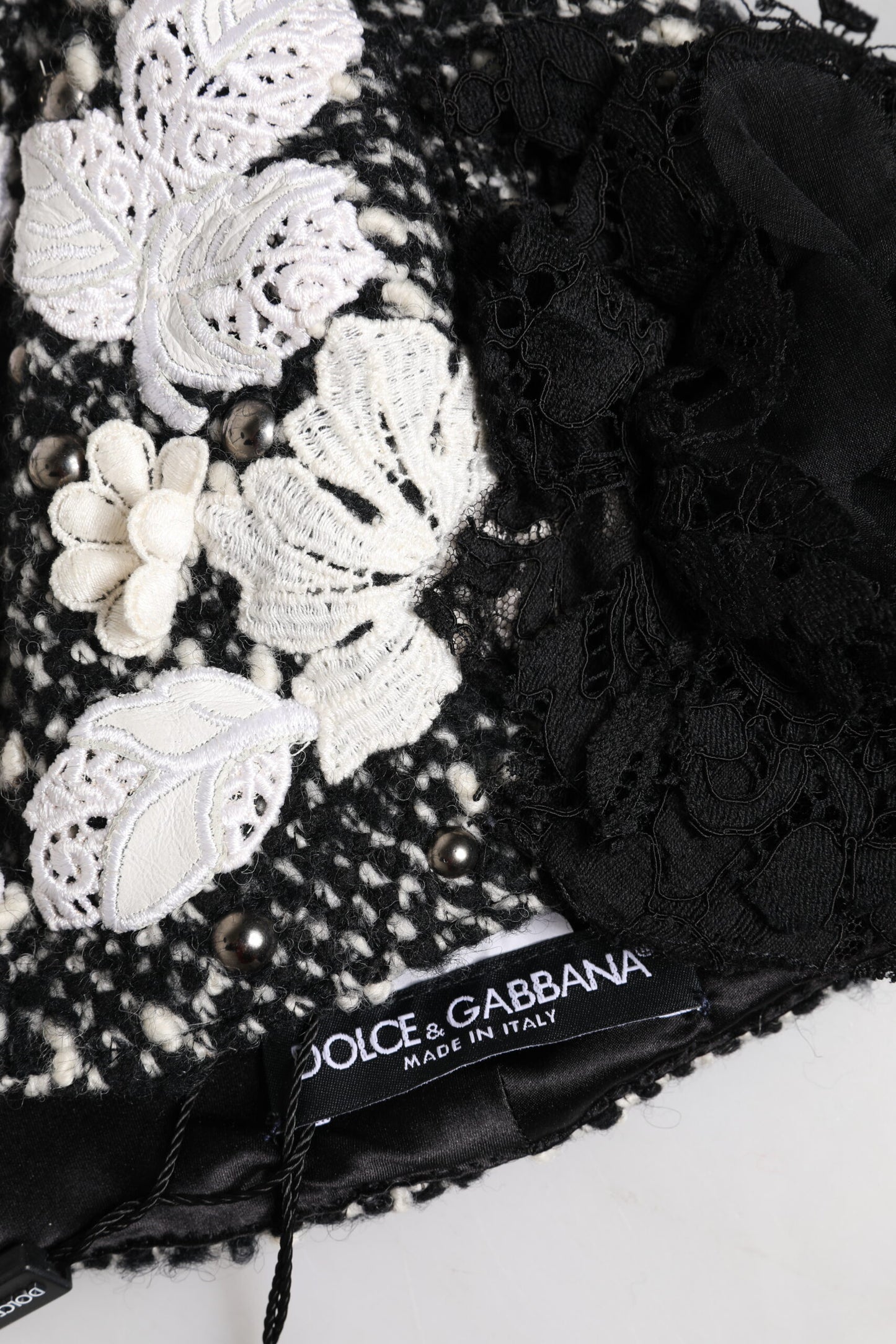 Dolce &amp; Gabbana – Glockenhut aus schwarzer Wolle mit weißem Blumenmuster