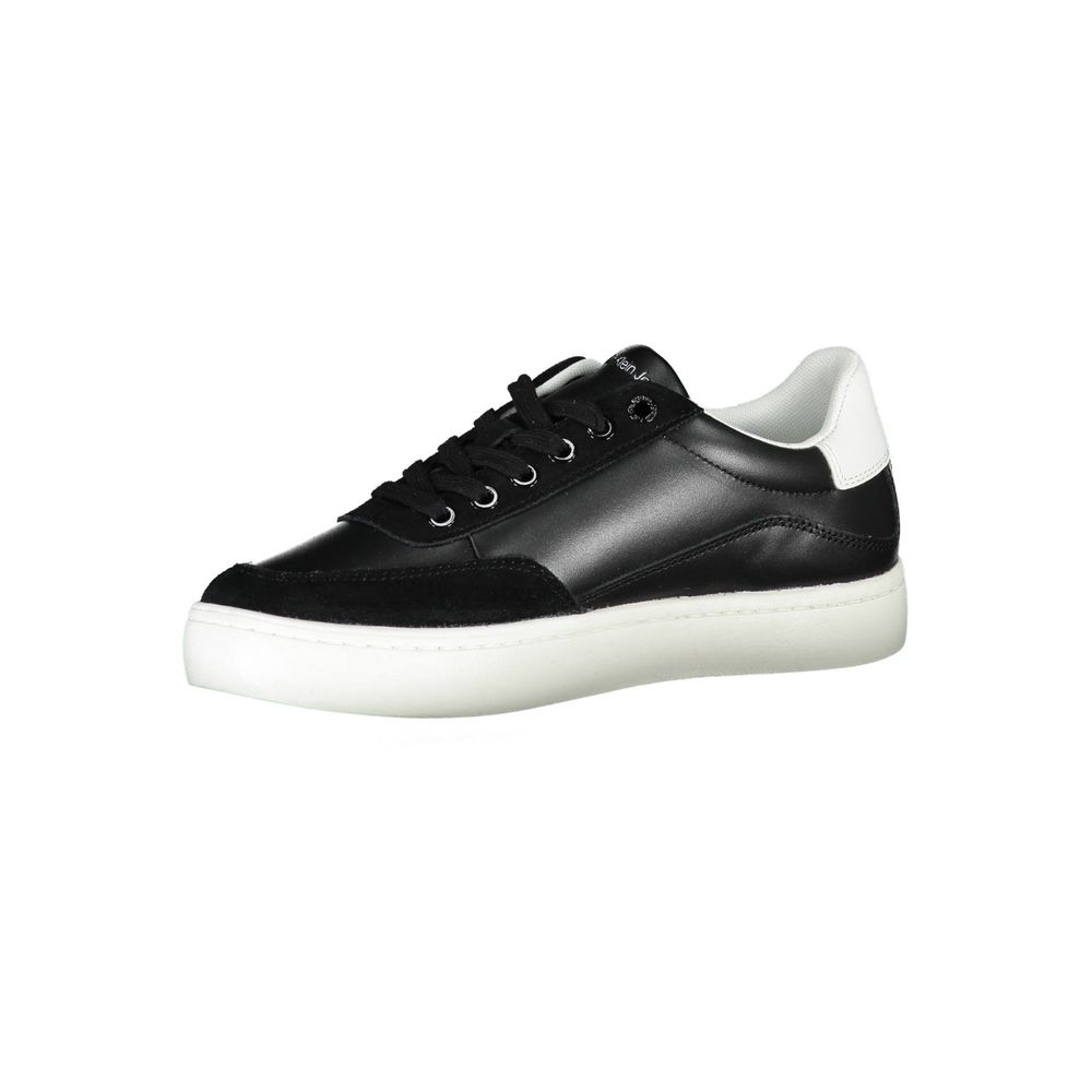 Calvin Klein – Elegante schwarze Schnür-Sneaker mit Kontrastdetails