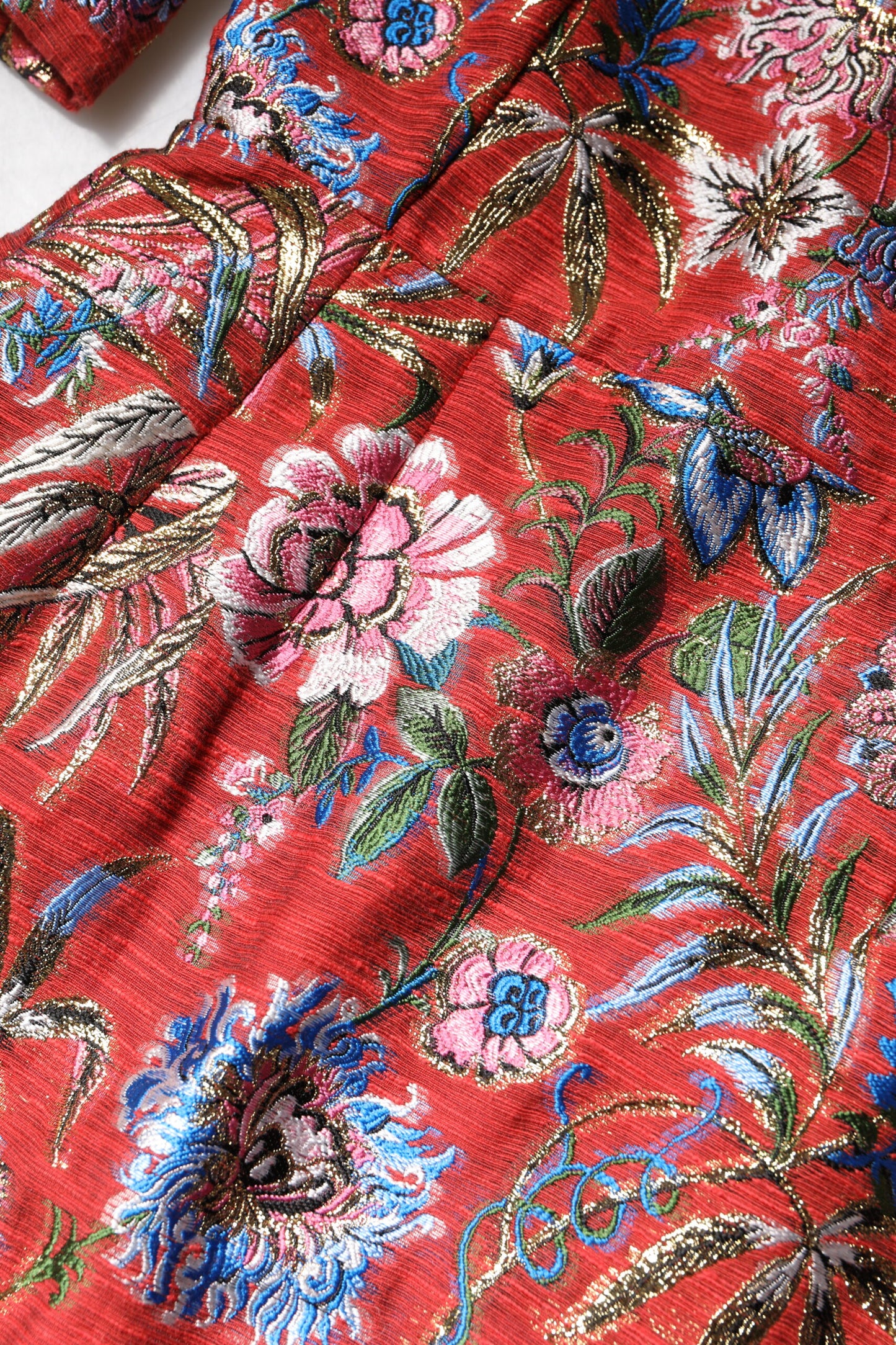Dolce &amp; Gabbana – Rotes Jacquard-Minikleid in A-Linie mit Blumenmuster