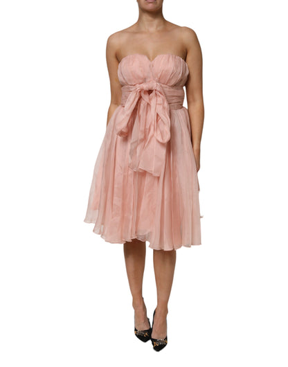 Dolce &amp; Gabbana – A-Linien-Midikleid aus plissiertem Seidenchiffon in Rosa