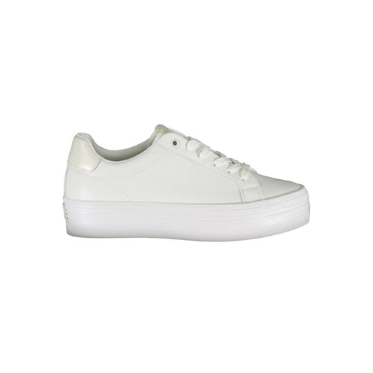Calvin Klein – Elegante weiße Schnür-Sneaker mit Kontrastdetails