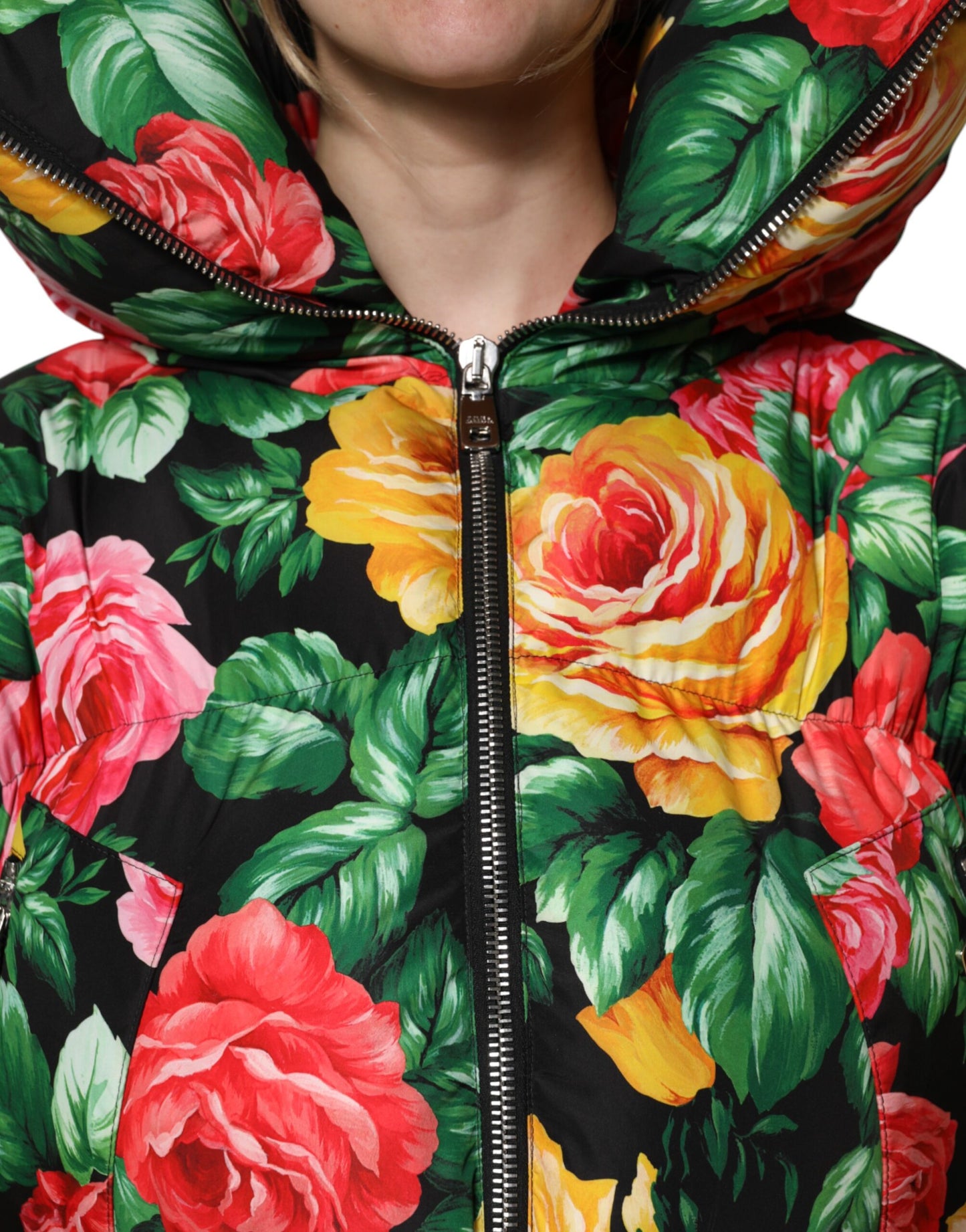 Dolce &amp; Gabbana – Pufferjacke mit Kapuze und mehrfarbigem Blumenmuster