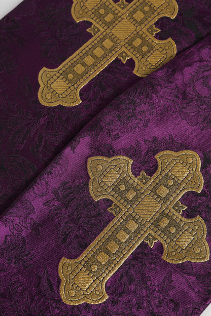 Dolce &amp; Gabbana Lila Seidenfransen Kreuz Herren Foulard Schal