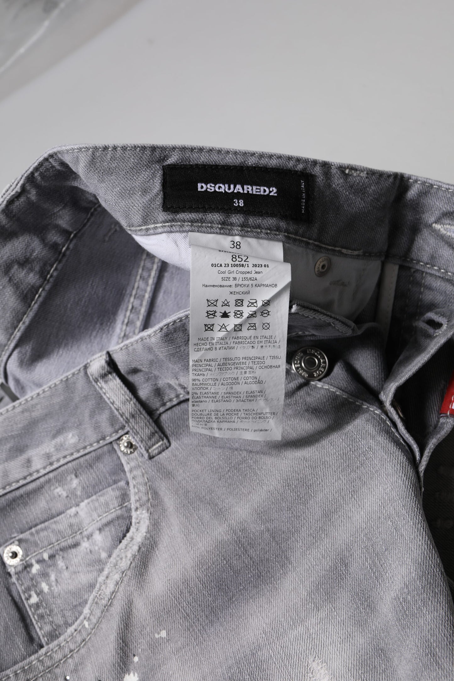 Dsquared² Grau verwaschene Tapered-Jeans mit mittlerer Taille