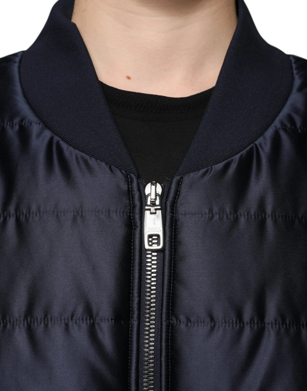 Dolce &amp; Gabbana – Dunkelblaue, gesteppte Bomberjacke mit durchgehendem Reißverschluss