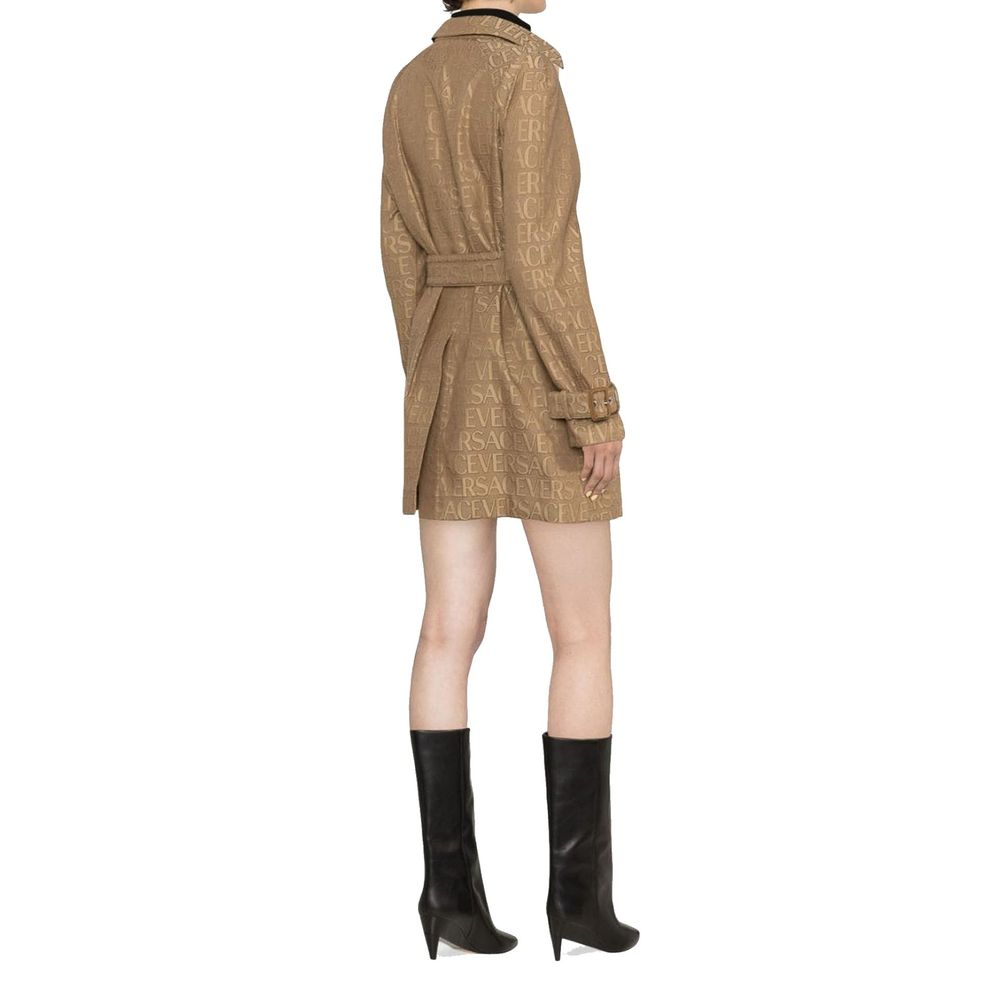 Trenchcoat mit Versace-Logo