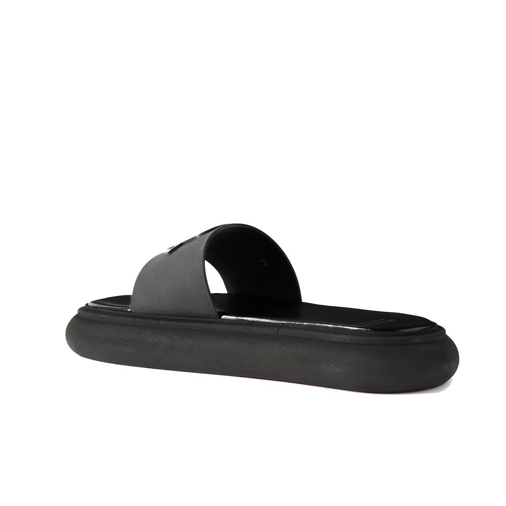 Moncler Logo-Slides