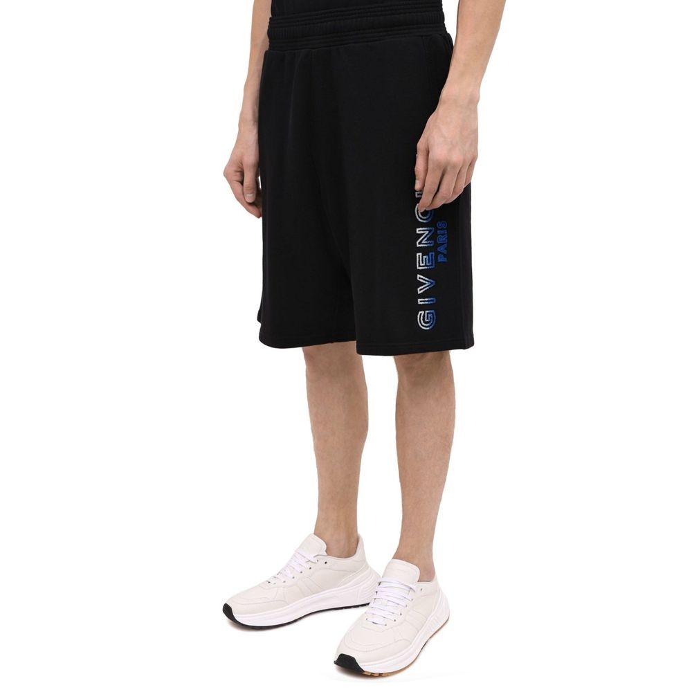 Trainingsshorts mit Givenchy-Logo