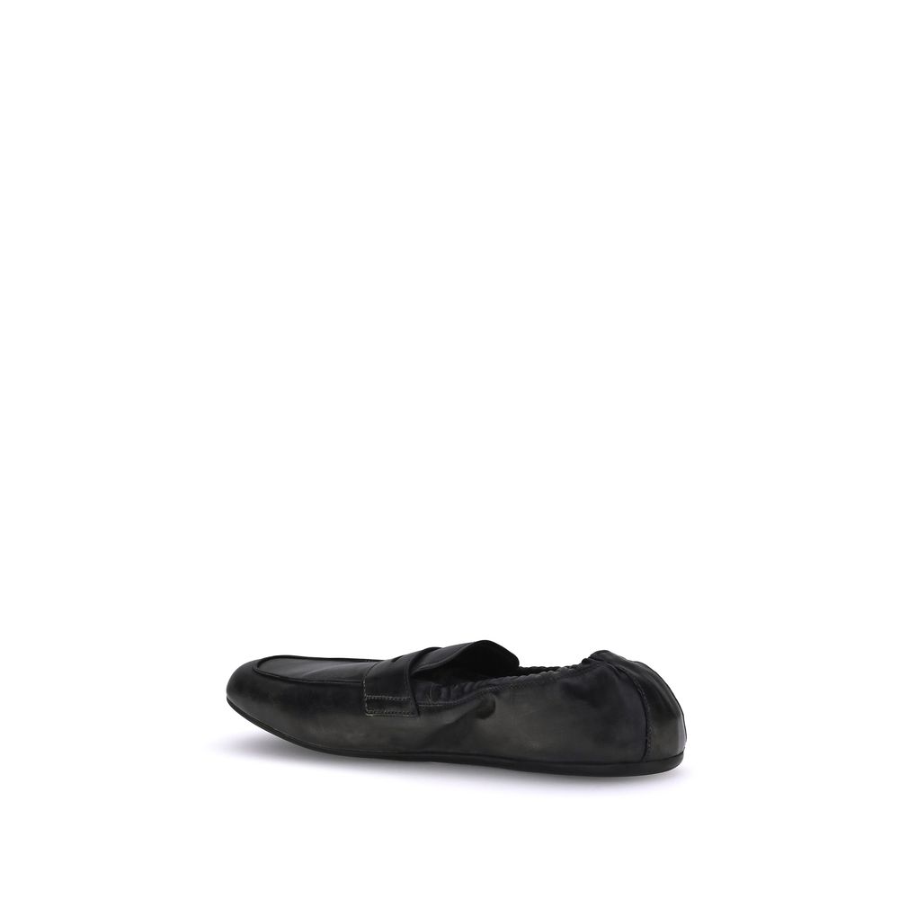 Prada Shuffle-Loafer aus antikem Leder