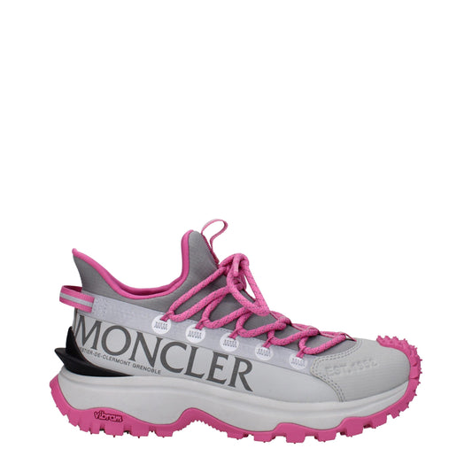 Sportliche Turnschuhe aus grauem Stoff von Moncler