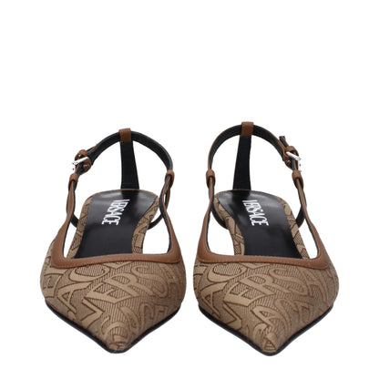 Versace – Beige Pumps aus Stoff mit mittlerem Absatz