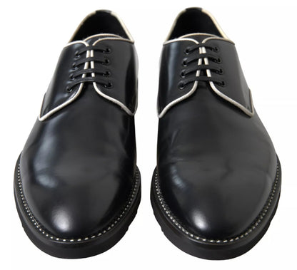 Dolce &amp; Gabbana – Formelle Abendschuhe aus schwarzem und weißem Leder