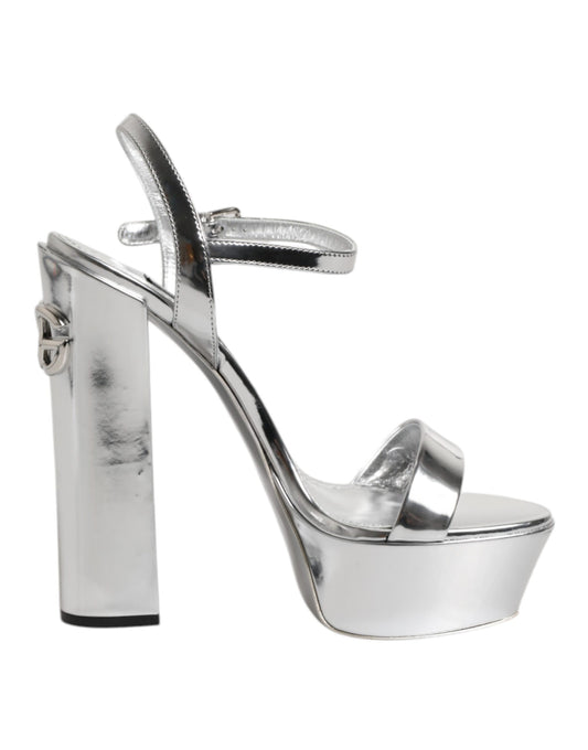 Dolce &amp; Gabbana Keira Sandalen aus silbernem Leder mit Plateau