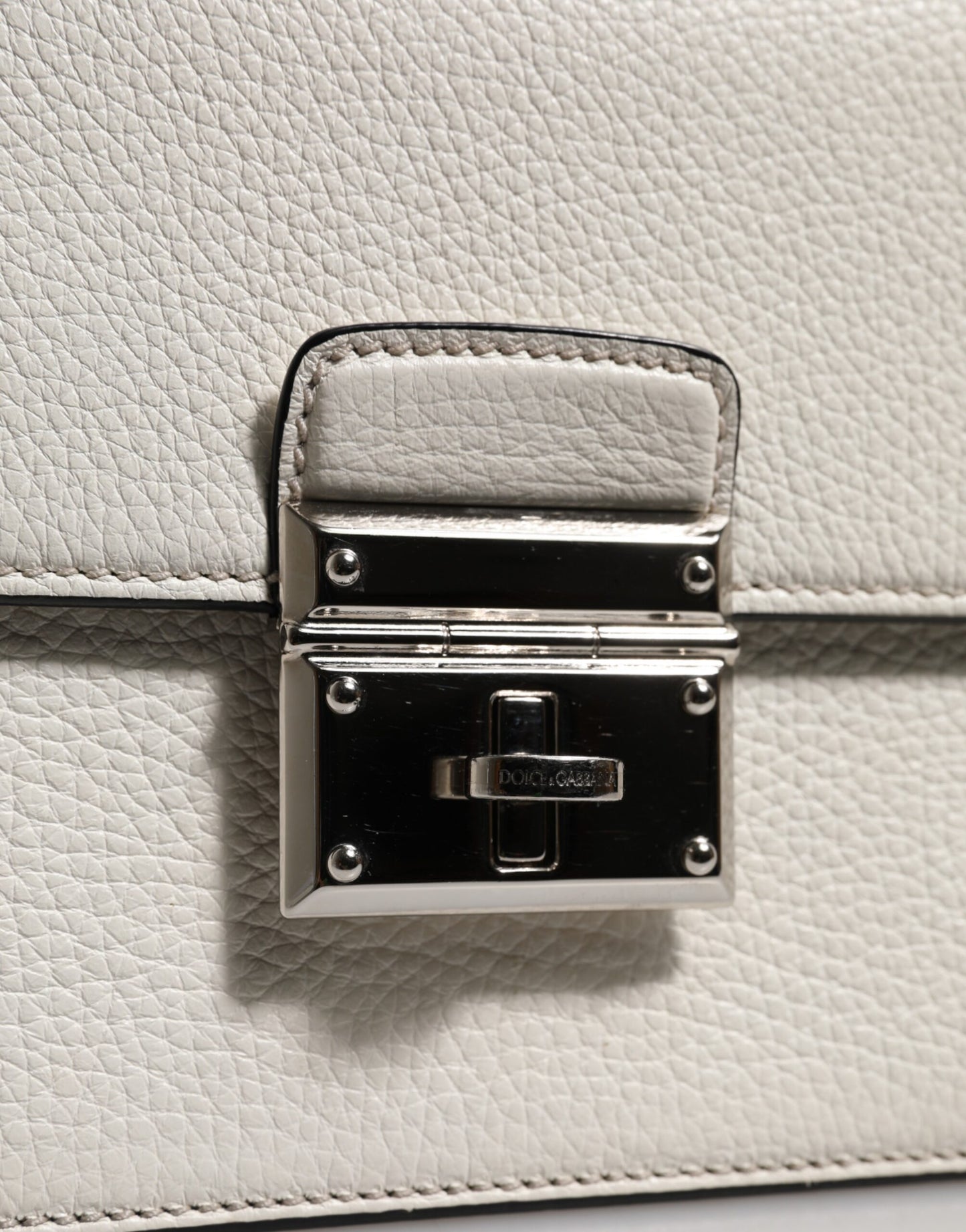 Dolce &amp; Gabbana – Kleine Rosalia-Tasche aus Kalbsleder mit Kettenriemen in Weiß