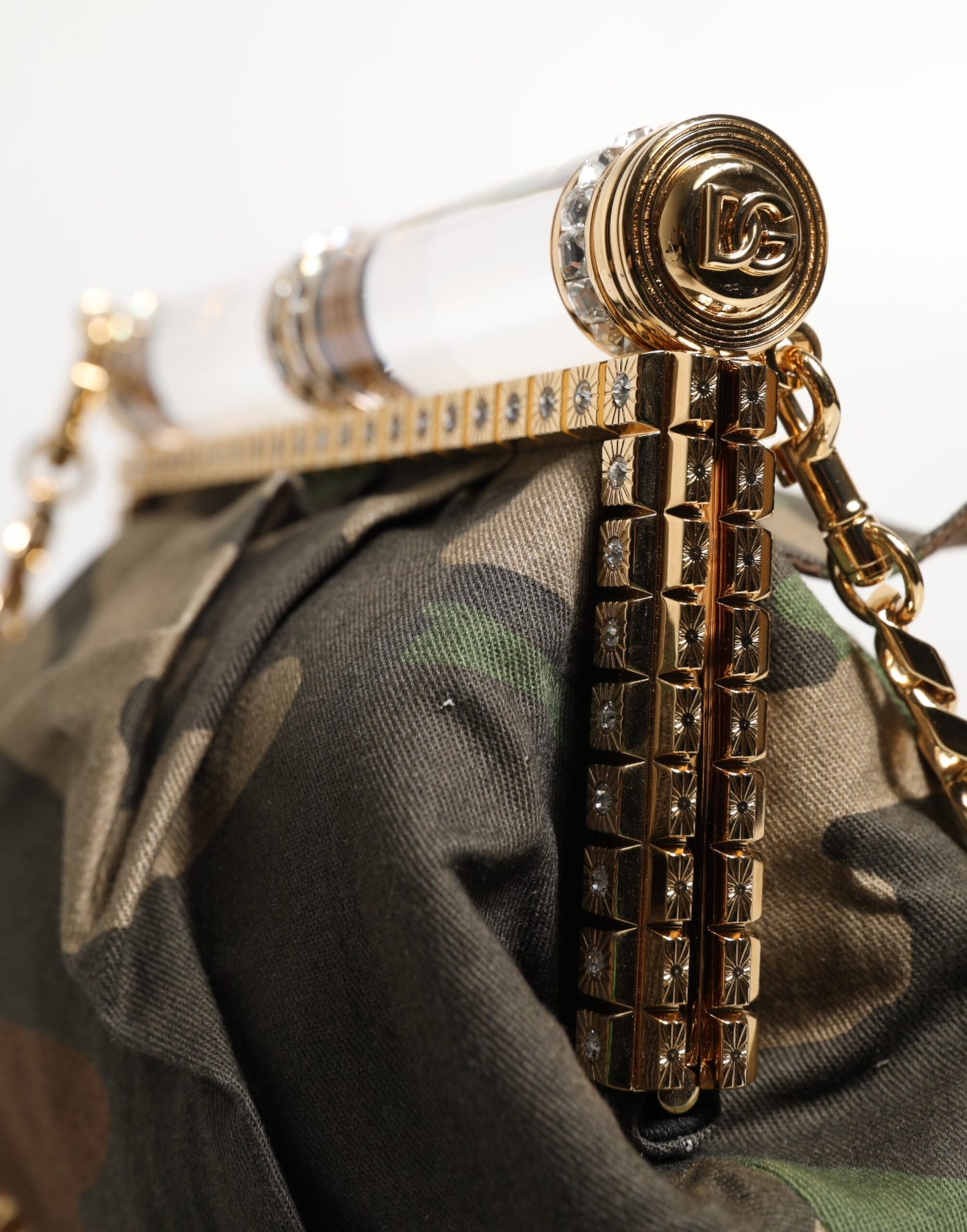 Dolce &amp; Gabbana – Mehrfarbige, mittelgroße Sicily-Tasche mit Camouflage-Muster und Schultergurt