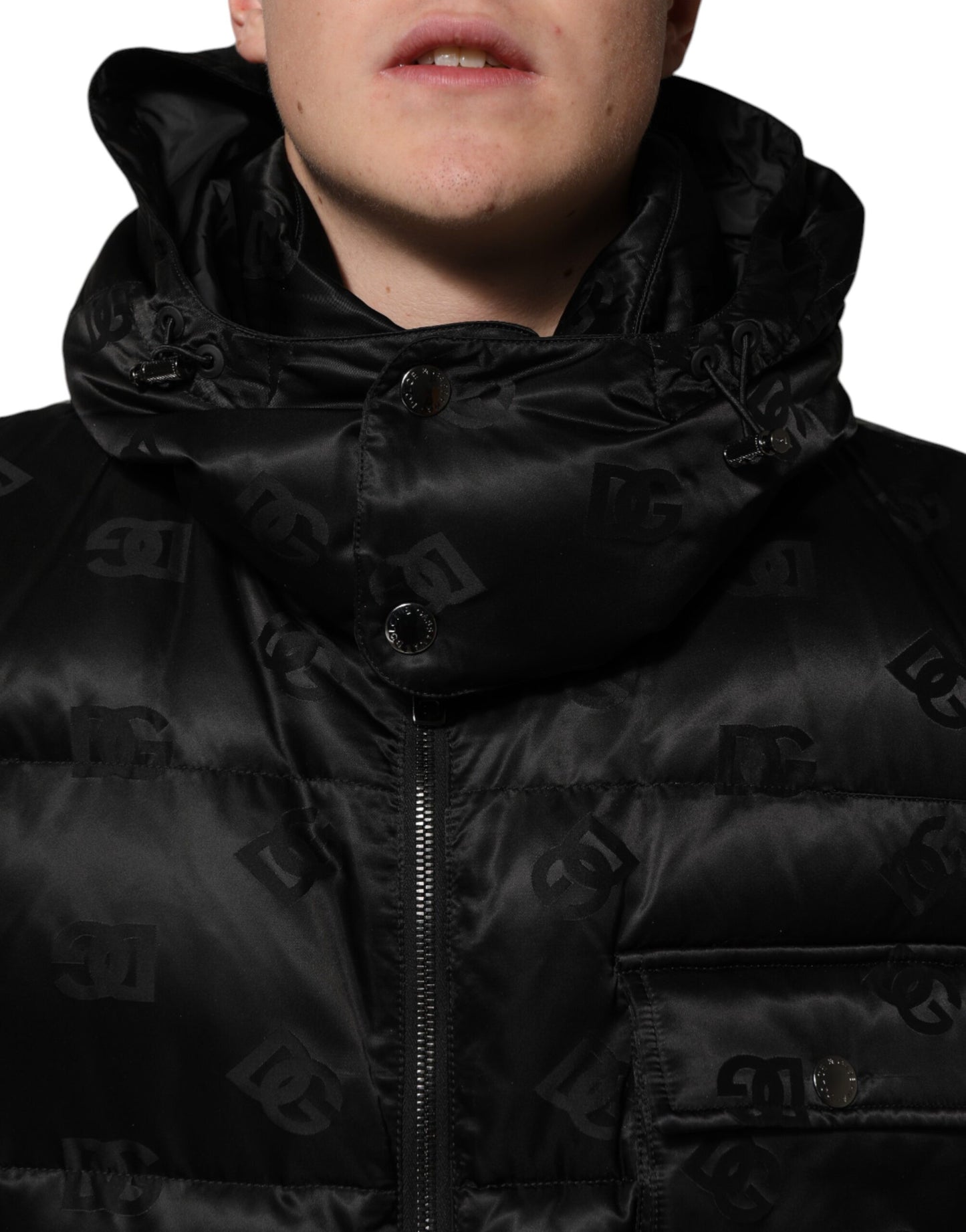 Dolce &amp; Gabbana – Schwarze, gesteppte, ärmellose Weste mit Kapuze