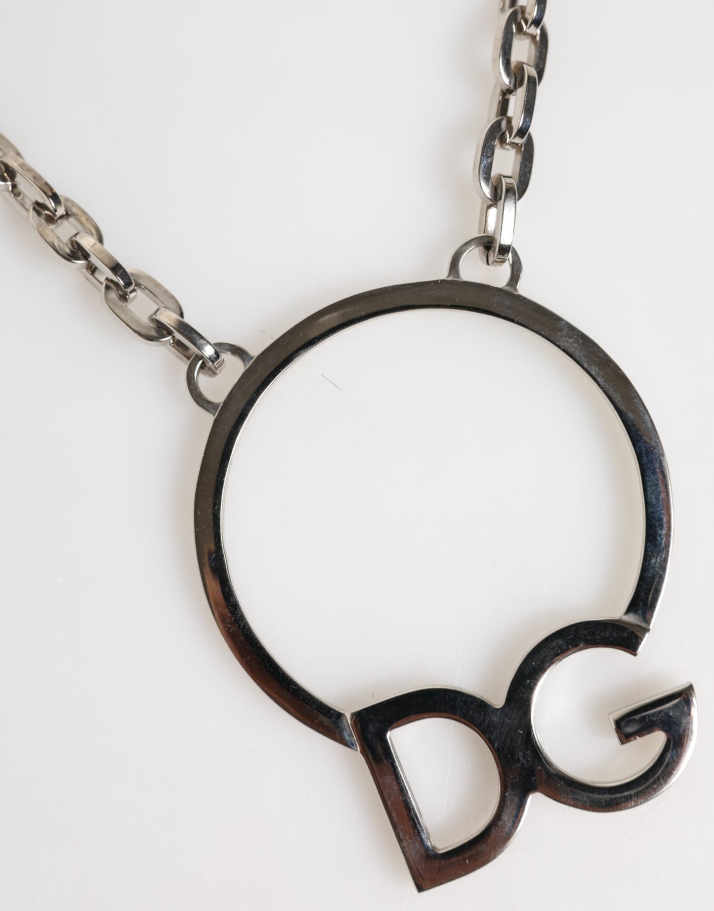Dolce &amp; Gabbana Silberfarbene Messingkette mit DG-Logo-Anhänger für Herren