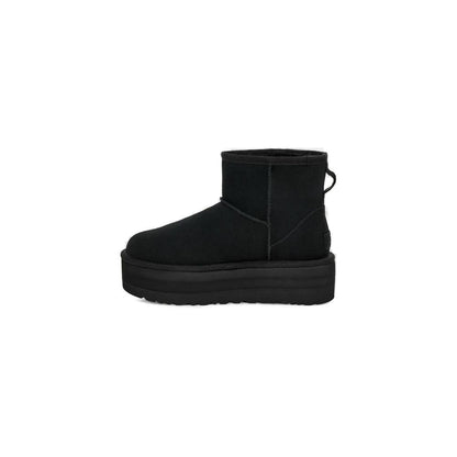 UGG Stiefeletten aus schwarzem Wildleder