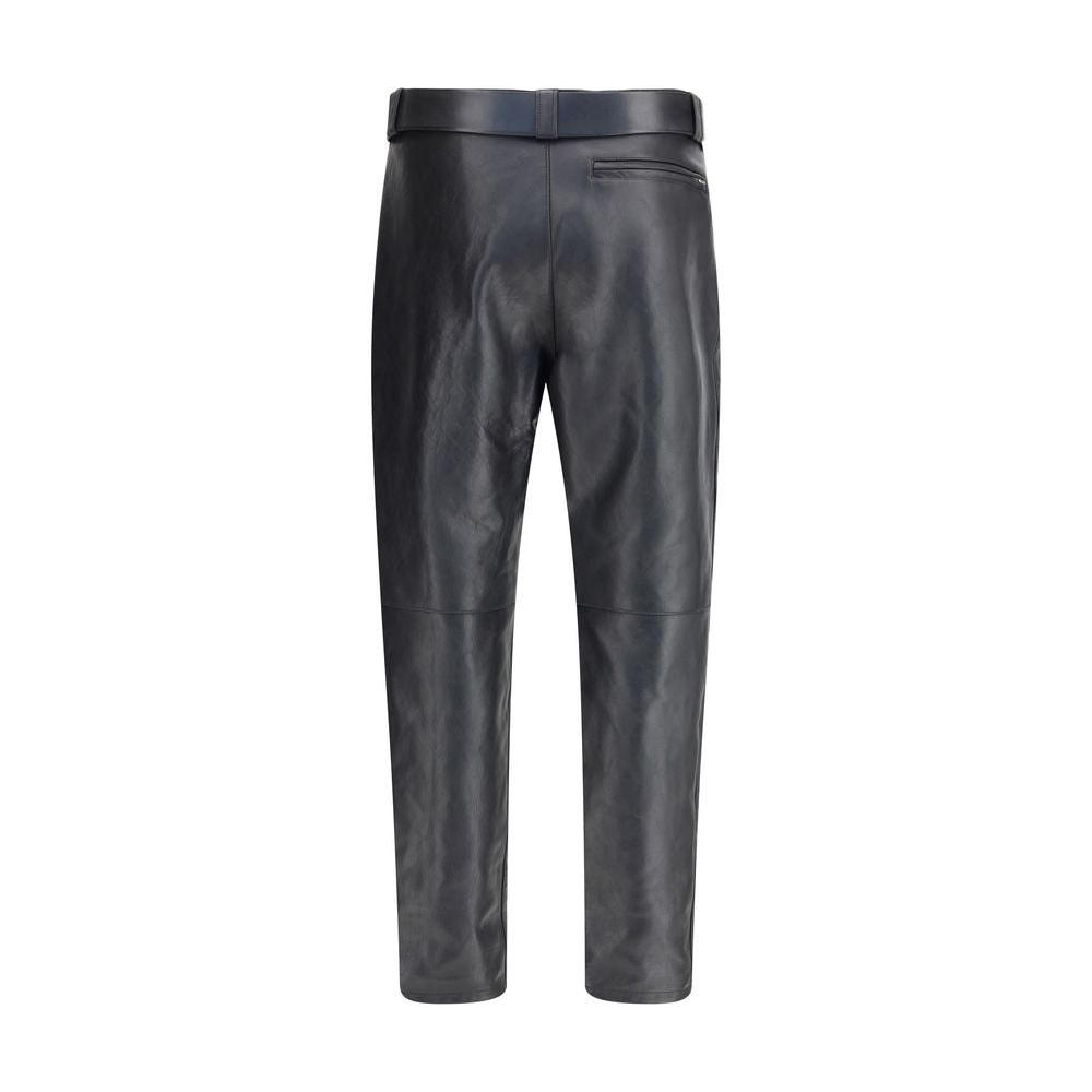 Saint Laurent – Hose aus gehämmertem Leder mit Gürtel