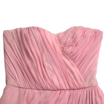 Dolce &amp; Gabbana – Trägerloses Maxikleid aus Seide in A-Linie in Rosa
